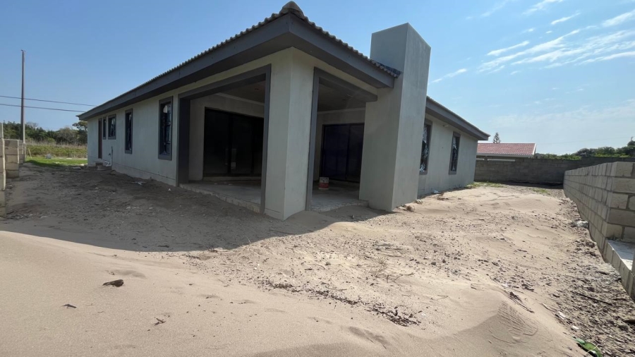 3 Bedroom Property for Sale in Paradise Beach Eastern Cape